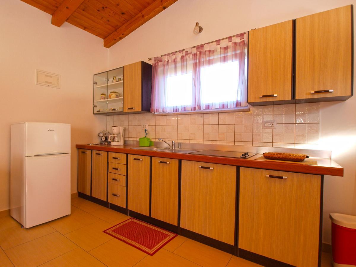 Apartments Iva 1534 Pula Ngoại thất bức ảnh