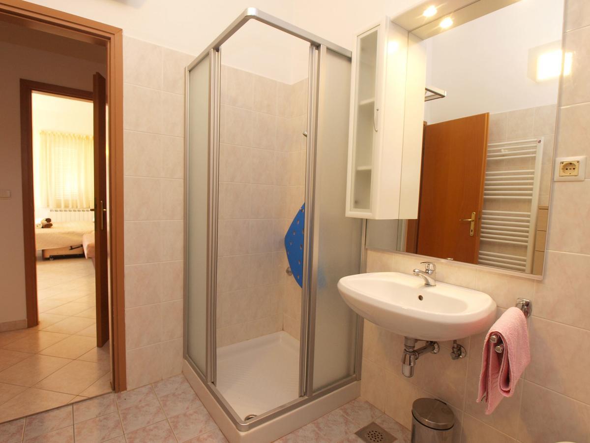 Apartments Iva 1534 Pula Ngoại thất bức ảnh
