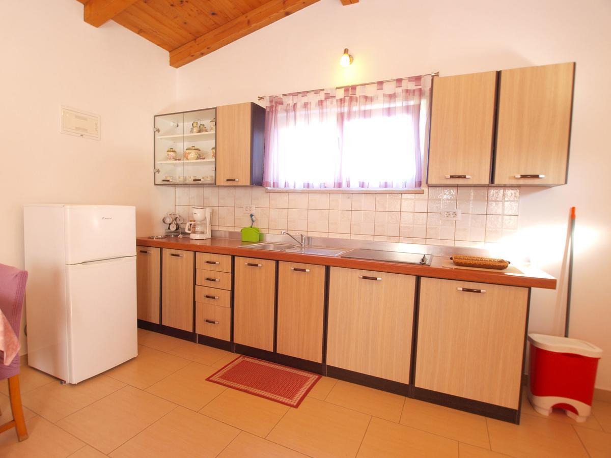 Apartments Iva 1534 Pula Ngoại thất bức ảnh