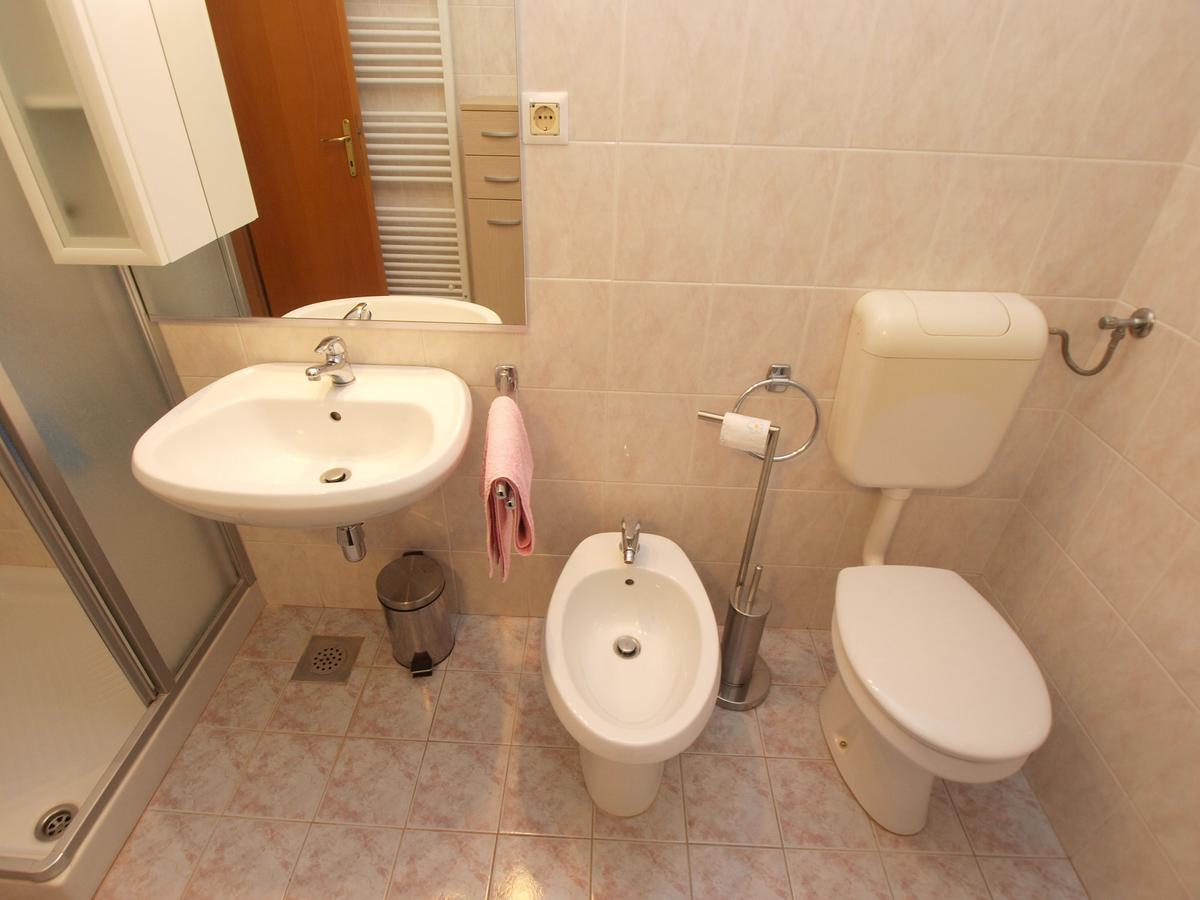 Apartments Iva 1534 Pula Ngoại thất bức ảnh